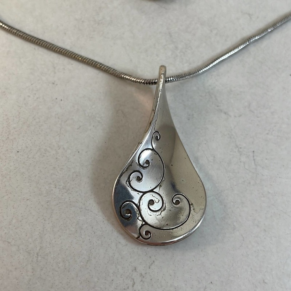 Brighton Silver Toned TWIRL Collection Pendant Necklace - Picture 5 of 6